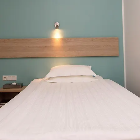 Centerhotel Plaza Hotel 4*