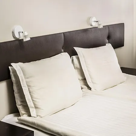 Center Plaza 4* Рейк'явік